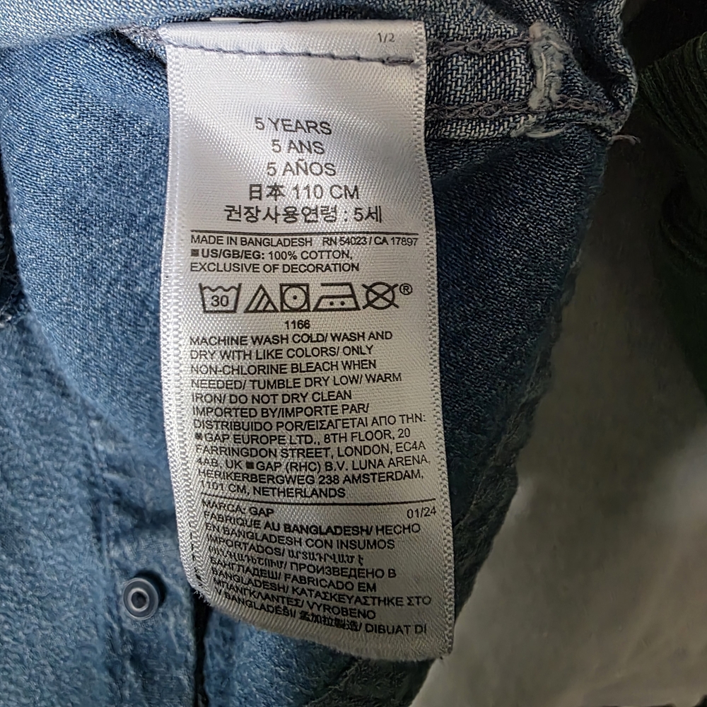 ๐ Patchwork Denim Shirt - Picture 6 of 6
